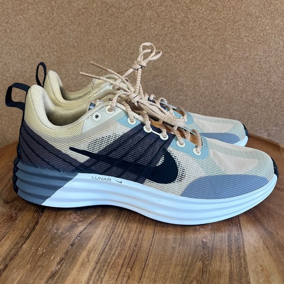 Nike
Lunar roam
'sesame
Brand new
NWOT - Picture 2 of 9